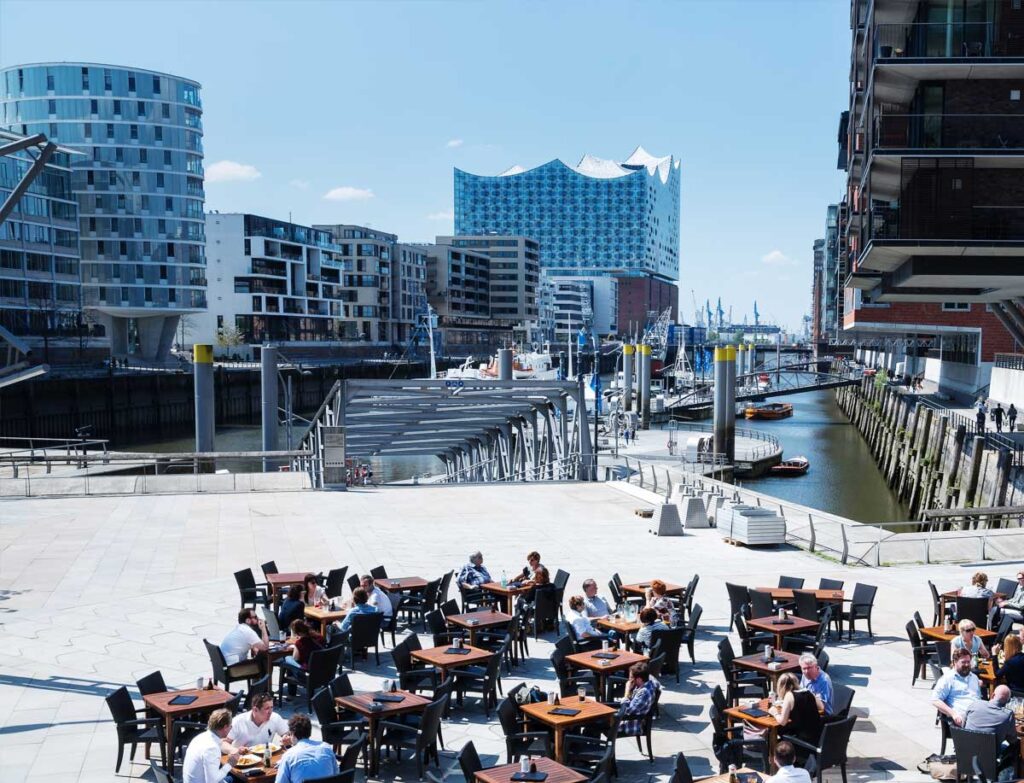 Hafencity Sandtorhafen Gastronomie Die-Roten-Doppeldecker