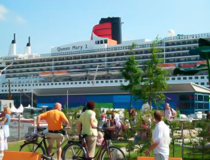 Radtour Hafen Queen Mary2